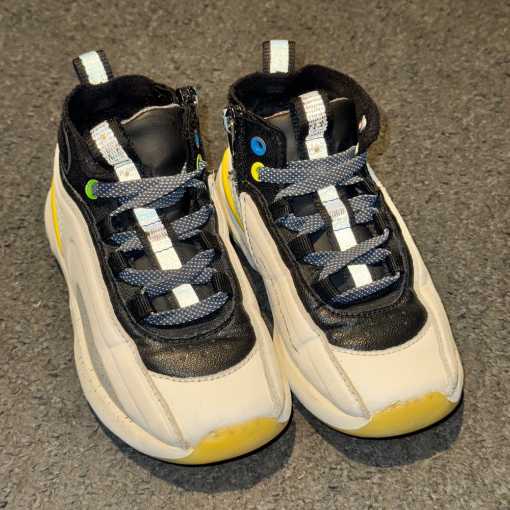 Zara Stylish Kids Sneakers - Black, White, and Yellow